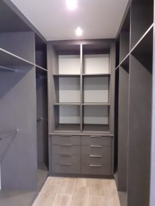 walk in closet